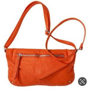 Adjustable Crossbody Vegan Leather Bag 🤩